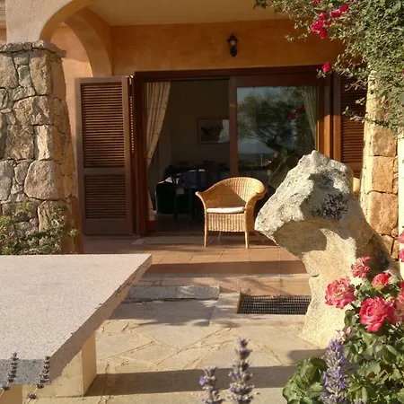 Casa Laura Apartment *